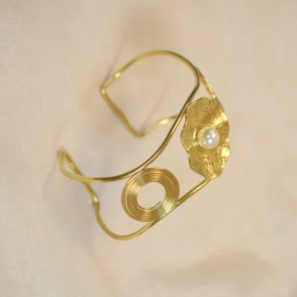 Elegant Pearl Bracelet ( Adjustable Size)