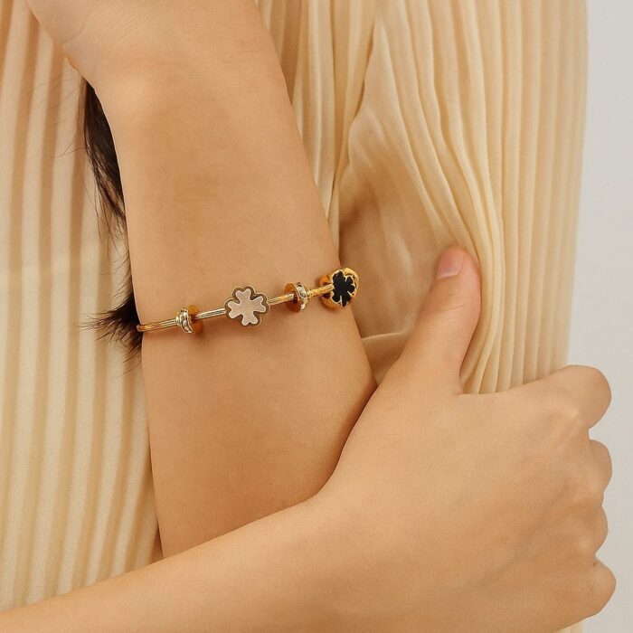 Golden and Black Flower Bracelet( Adjustable Size)